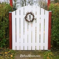 Gartentor Schnell Und Schick Selbst Gebaut Rost Rosen Landscaping 2019 Gartentor Garten Gartentor Bauen