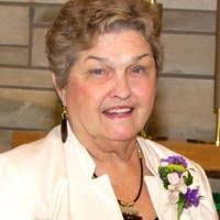 Ella Brucker's Instagram, Twitter & Facebook