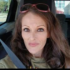 I need to tell someone I'm just so proud!😭 no one around me gets it! I'm  just told “see it must of been lazy parenting”😡 But… My 3 year old  non-verbal daughter