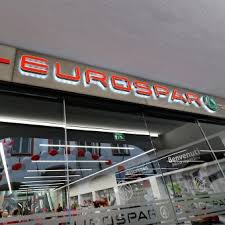 6140 dienstjahre im zeichen der tanne. Eurospar Premium Del Gruppo Aspiag Design Supermarket