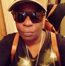 Kurt Beal's Instagram, Twitter & Facebook