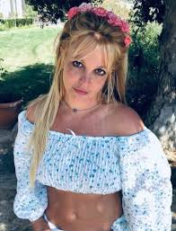 유머 가족들한테 평생동안 착취 당한 브리트니 스피어스. Lx2pyiyxf4qubm