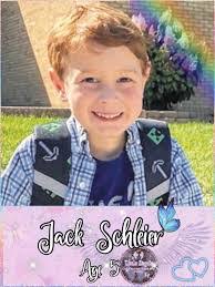 Brandon Felton's Instagram, Twitter & Facebook