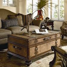 Shabby (12) skandinavisch (4) upcycling (4) vintage (3). Die Truhe Als Couchtisch Schnekt Ihnen Mehr Abenteuerlust Couchtisch Truhe Haus Deko Bauernhaus Wohnzimmer