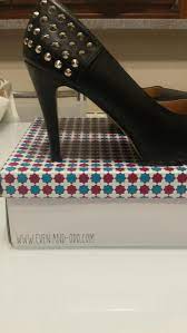 Eleganti e sensuali, spuntate o con plateau, alte con tacco 12, le scarpe con tacco hanno il potere di trasformare il look, esaltare la silhouette, di slanciare e ingentilire. Scarpe Con Tacco 12 In 20063 Cernusco Sul Naviglio Fur 40 00 Zum Verkauf Shpock De