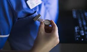 Clocks go back: nurses say pay us for extra hour on night shift | RCNi
