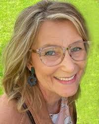 Jan Muth's Instagram, Twitter & Facebook