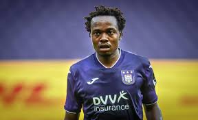 Egyptian giant al ahly has announced the signing of percy tau as a new player from brighton & hove albion. Al Ahly Keen On Signing Brighton And Hove Albion Striker Percy Tau