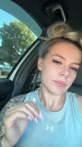 Sabrina Griffith's Instagram, Twitter & Facebook