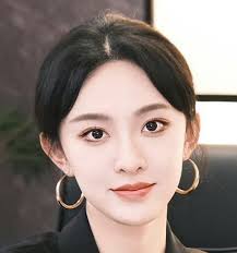 Zhang Yi Lin (张艺霖)