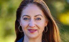 Slovenka z Krupiny kandiduje do amerického Kongresu. Do USA pôvodne prišla  ako au-pairka