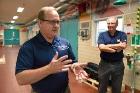 How to make diesel fuel. University Of Michigan Team To Create Diesel Fuel From Algae
