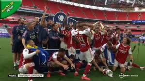 Emiliano martinez broke down in tears in an emotional interview following the fa cup final. Emiliano Martinez S Emotional Reaction To Arsenal S Fa Cup Final Win Over Chelsea Irish Mirror Online