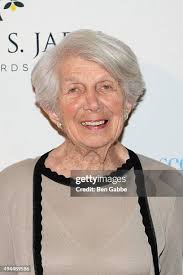 86 Roslyn Jaffe Photos & High Res Pictures