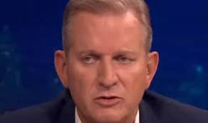 Jeremy Kyle slams guest urging others not to pay energy bills: 'Career  campaigner!'