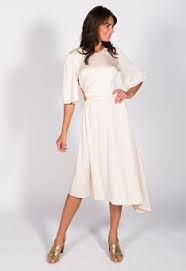 Comment choisir sa tenue de mariage civil ? Location Robe De Mariage Civil Les Cachotieres