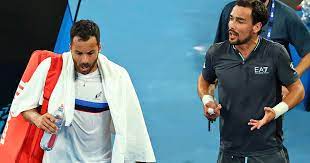 Fabio fognini 46 62 26 63 76 12. Fognini Caruso Spettacolare Derby Italiano Agli Australian Open Ma Finisce Con La Lite Hai Avuto C Tu Puoi Fare Quello Che Vuoi Il Fatto Quotidiano