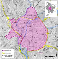 La vignette crit'air est obligatoire pour tous ceux qui possèdent un véhicule et. A L Horizon 2026 Seuls Les Vehicules Crit Air 0 Ou 1 Pourront Rouler A Lyon