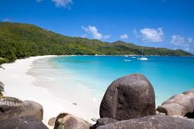 Seychelles is made up of two main groups of over 100 islands in the western indian ocean. Sports Loisirs Et Activites Combine 2 Iles Les Seychelles En Famille