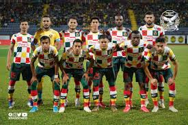 Sepak bola menuntut para pemain untuk selalu bergerak dan berlari, hal ini bisa meningkatkan kebugaran sekaligus menjaga kesehatan tubuh. Seorang Pemain Kedah Mohon Tamat Kontrak Kepada Kfa