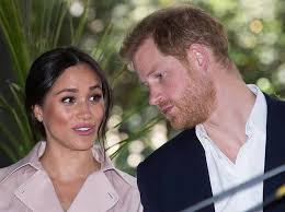 When news of the budding romance between a beloved english prince and an american actress broke, it captured the world's attention and sparked an international media frenzy. Prinz Harry Und Meghan Sie Verkunden Das Traurige Aus Wunderweib Prinz Harry Prinz Charles Und Camilla Die Queen