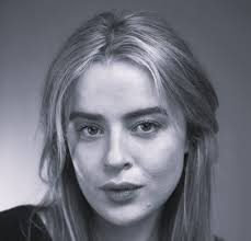 Female Voiceover Artists & Voice Actors Ireland