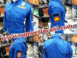 Celana cargo pdl dengan model slim fit bikin kamu makin keren celana kargo produk impor, bahan drill korea cocok untuk santai, travelling hiking atau kegiatan outdoor lainnya. Kemeja Tactical Damkar Kemeja Pdl Damkar Sumber Jaya 87