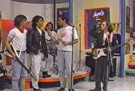 Reuters, the news and media division of thomson reuters, is the world's largest multimedia news provider, reaching billions of people worldwide every day. El Dia En Que Felipe Camiroaga Presento A Luciano Cruz Coke Y Felipe Viel Con Su Banda De Glam Rock