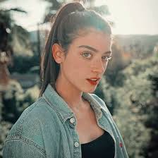 Pin De Micaela Lansdell Em Dixie D Amelio Em 2020 Pessoas Famosas Foto Pra Perfil Inspiracoes Para Fotos Tumblr