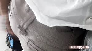 Tocaculos locks the door Part 2 - Colombian Goddess Cums Hard