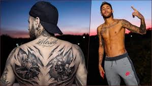 Neymar Gets Giant Spider Man And Batman Tattoos On His Back Post Break Up With Girlfriend Bruna Marquezine See Pics Latestly Neymar's affair with tattoos starts in 2010. neymar gets giant spider man and batman