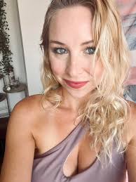 San Diego expat looking for friends in March-April