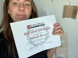 It's #FeelGoodFriday, and today we want to highlight a few of our 2020  Scholarship Winners! . Check out Aniyah Hulbert, Derreck Lathon, Jr.,  Mikaela Haman, and Wilbert Collins, Jr. after receiving their