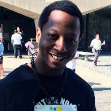 Stefanie Chapman (@stefuhkneechap)