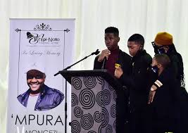 Watch the full funeral service below: 3e6aprgmumtfpm