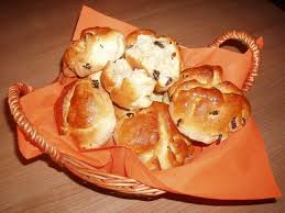 Rosinenbrotchen Rezept Mit Bild Rezept Rosinenbrotchen Rezepte Lebensmittel Essen