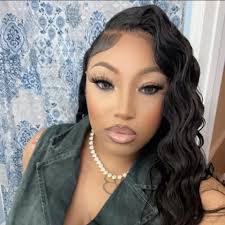 Amani Dixon's Instagram, Twitter & Facebook