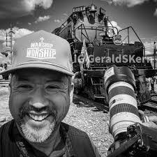 Gerald Kern's Instagram, Twitter & Facebook