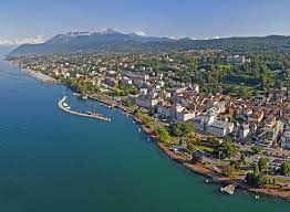 Organisée par les commerces d'evian (fae). Franzosische Alpen Hotels Am Genfer See Hilton Evian Les Bains Frankreich