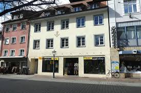 Aus schwärzlichem kalkstein, eingeweiht 1862. Jan Hus Und Hieronymus Von Prag In Konstanz Textdestille