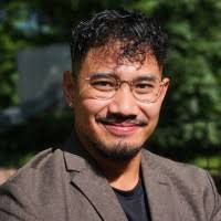 200+ Profile mit dem Suchbegriff „Dee Dee“