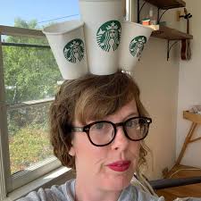 Lindsey Barrow (@overlycomplicatedcrafts)