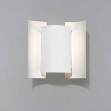 Northern Lighting At Royaldesign Com Vegglampe Vegglamper Hvit
