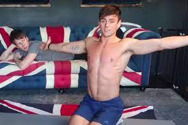 1 day ago · b ritish diver tom daley celebrated his first gold medal win in four olympic games at tokyo on monday by delivering a heartfelt message of support to young lgbtq people. Tom Daley Keeps In Shape While Quarantined With The Gay Diver S Workout Outsports