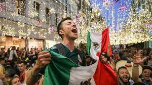 Mexican flags are everywhere and the main plaza in. Este 16 De Septiembre Celebremos La Independencia De Mexico Suma