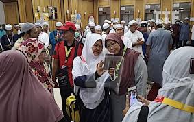 Ada 173 hotel yang disiapkan sebagai tempat tinggal jemaah asal indonesia sebelum. 26 Bakal Haji Malaysia Ditahan Di Jeddah The Third Force