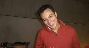 Pada ulang tahun perkahwinan mereka,aishah jatuh sakit. Beli Rumah Baim Wong Siap Nikahi Elfira Loy
