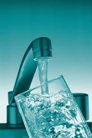 Ainsi une eau de ph 6 est dix fois plus acide qu'une eau de ph 7; Le Courrier Du Sud L Eau Impropre A La Consommation A Saint Hubert En Belgique