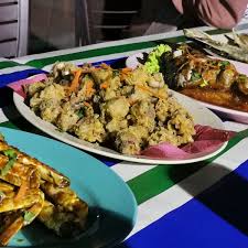 Di negeri melaka, sekiranya menyebut umbai perkara pertama yang terlintas di fikiran adalah ikan bakar. Medan Ikan Bakar Terapung Umbai Baru 6 Tips From 966 Visitors