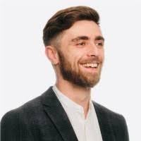 Self-starting scientific storyteller